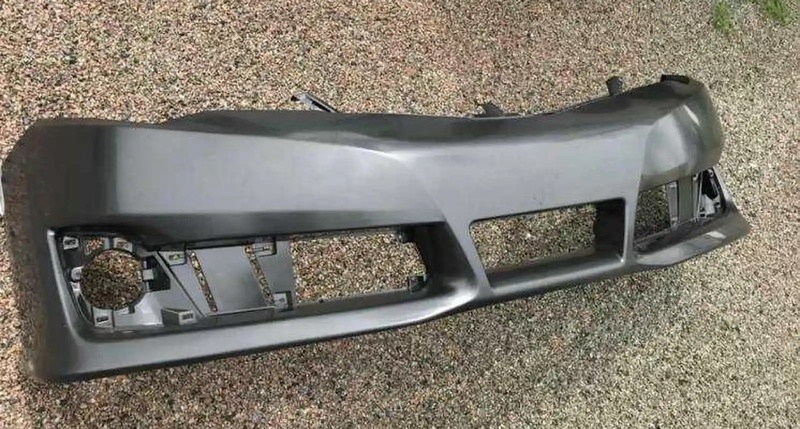 Передний бампер от Toyota Camry 3 SE